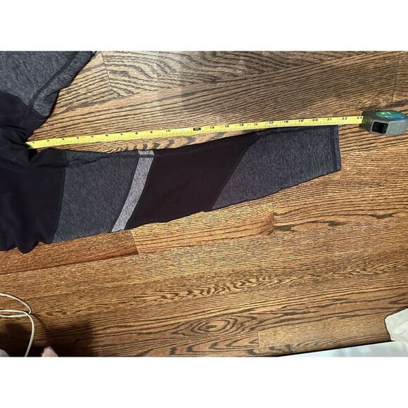 ALO YOGA Black Gray Sheila Alosoft 7/8 Legging Women’s Size Small - Picture 9 of 12